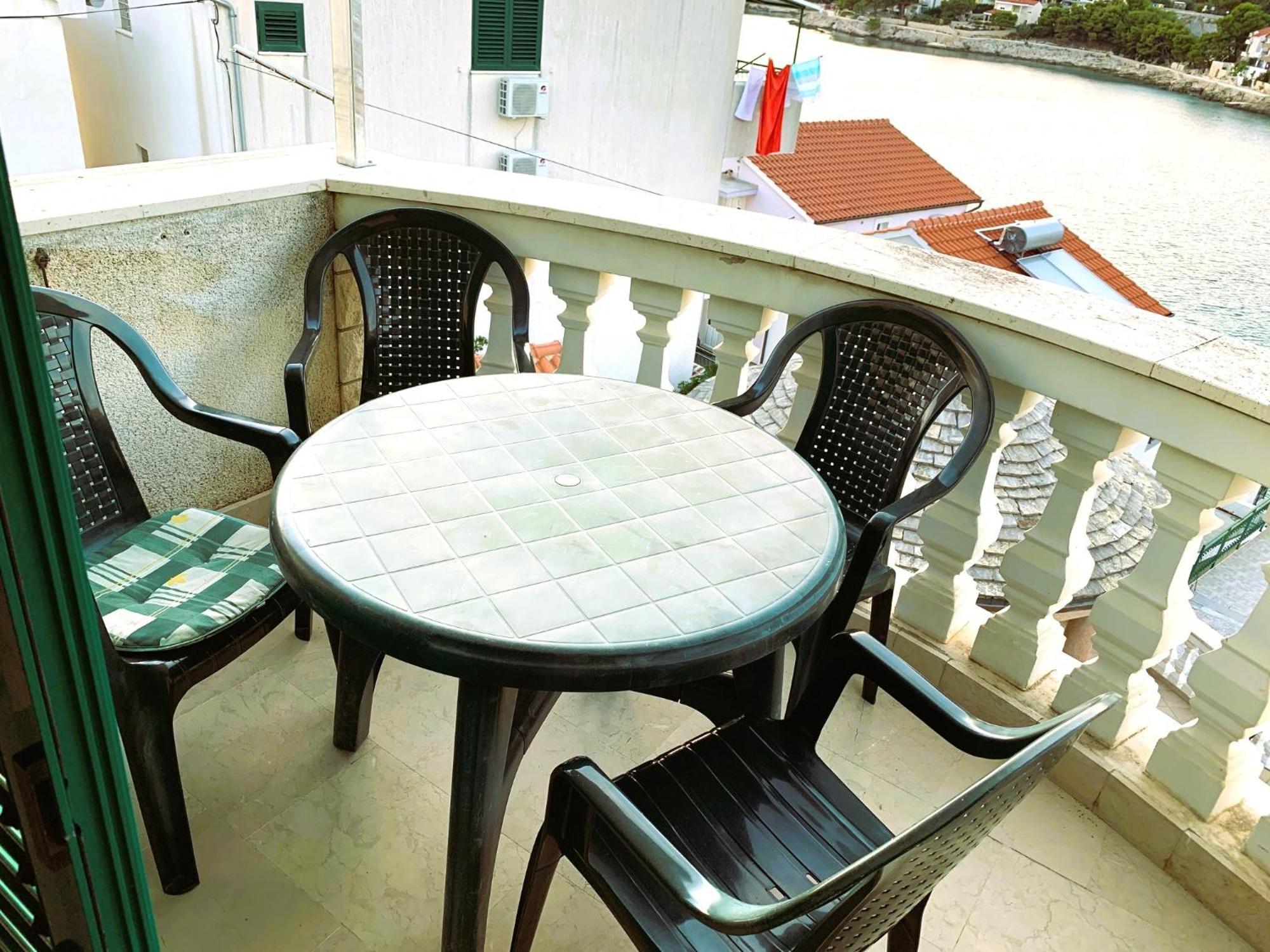 Apartments Bilo - Jela & Ivan Dolac Extérieur photo